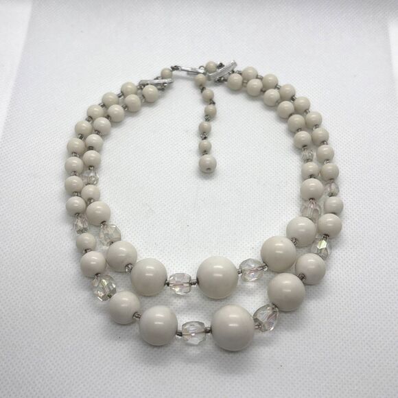 Vintage Japan White Beaded 2 Strand‎ Graduated Bead 14 - 16'' Choker Necklace - Picture 2 of 7